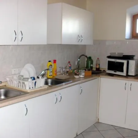 Regina By Interhome Sebestenice